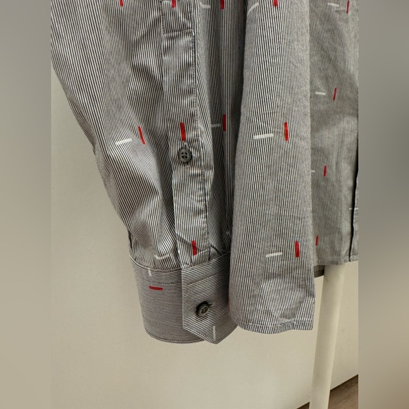 Hugo Boss - Picture 4 of 11